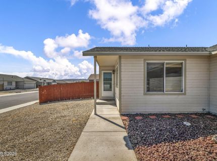 201 Emigrant Way, Fernley, NV 89408 Photo