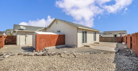 201 Emigrant Way, Fernley, NV 89408 Photo