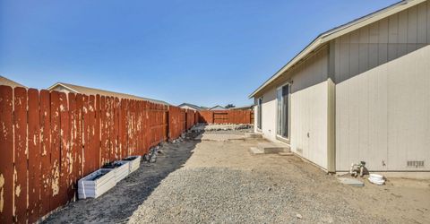 201 Emigrant Way, Fernley, NV 89408 Photo