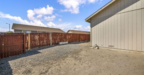 201 Emigrant Way, Fernley, NV 89408 Photo