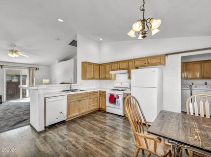 201 Emigrant Way, Fernley, NV 89408 Photo