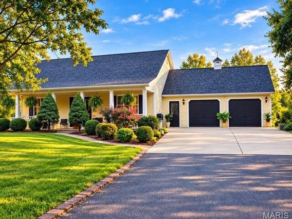 16863 BCR 304 , Marble Hill, MO 63764