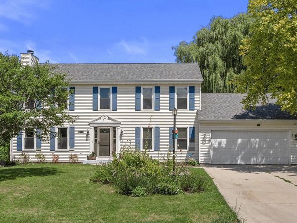 7115 Joy Marie LANE, Waterford, WI 53185