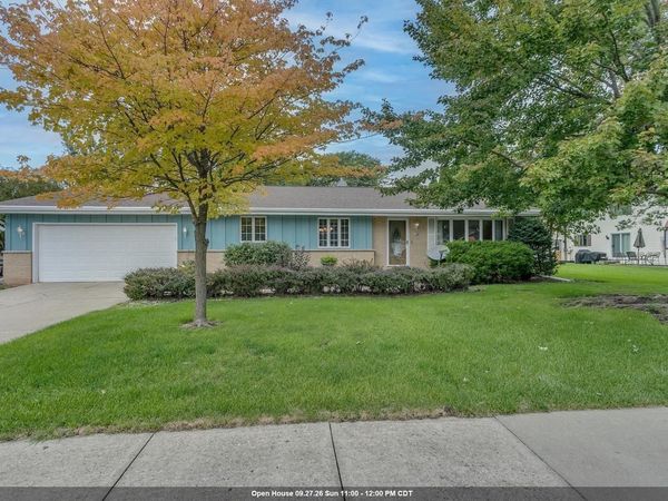934 NICOLET AVENUE, Oshkosh, WI 54901