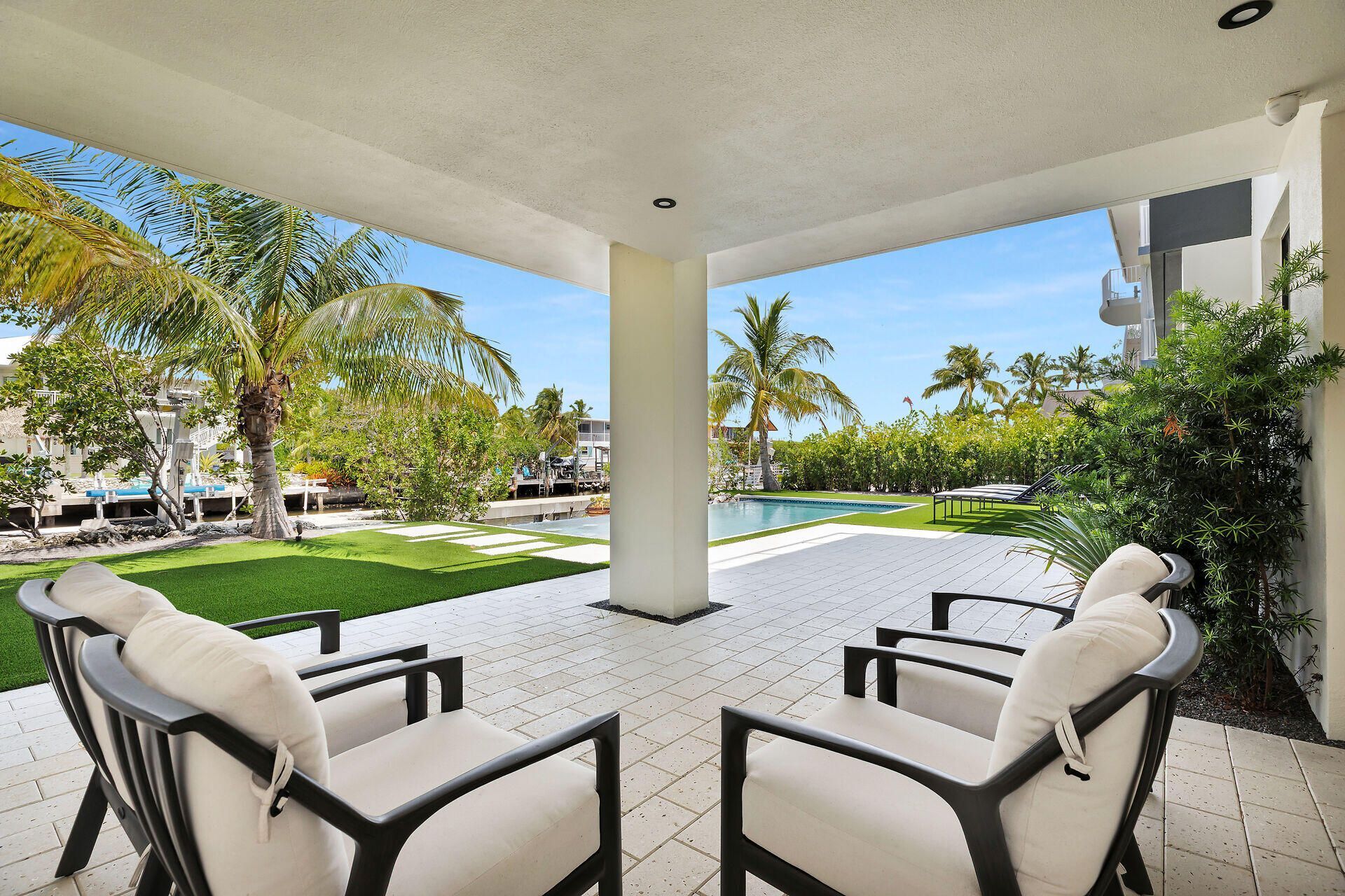 64 S Andros Road, Key Largo, FL 33037 Photo