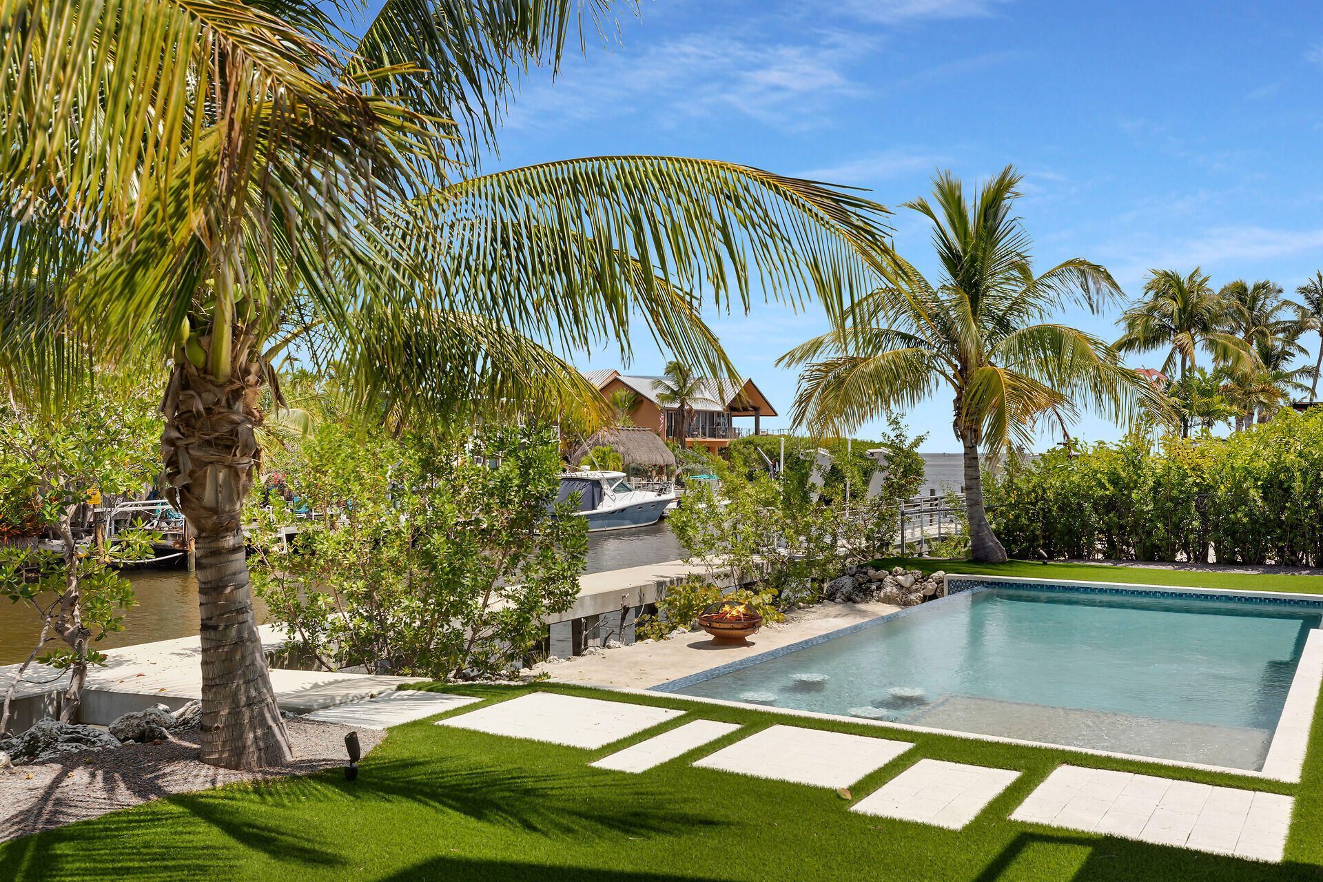 64 S Andros Road, Key Largo, FL 33037 Photo