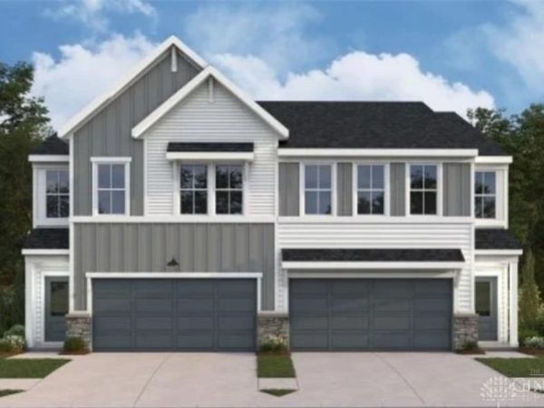 102 Meadowlark Lane, Brookville, OH 45309