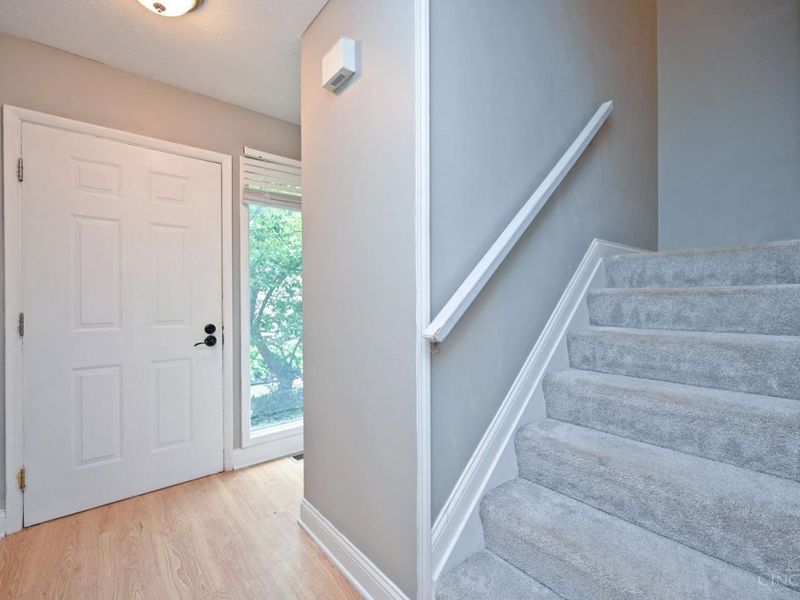 9835 Timbers Drive, Blue Ash, OH 45242 Photo 14