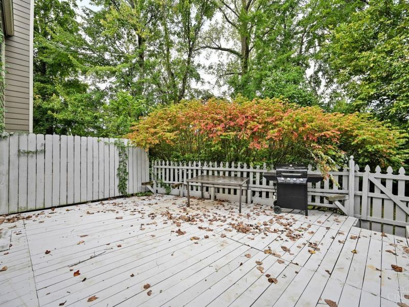9835 Timbers Drive, Blue Ash, OH 45242 Photo 48