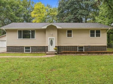 18109 COIT Road, COUNCIL BLUFFS, IA 51503