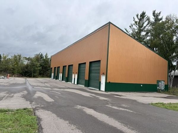 2405 N US 31, Petoskey, MI 49770