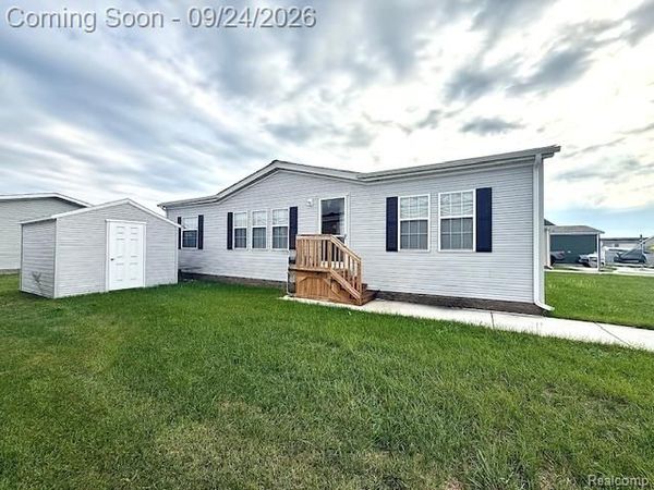 3363 Summer Street, Unit 131, Carleton Village, Mi 48117
