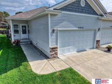 5612 Barrington Circle, Lincoln, NE 68516