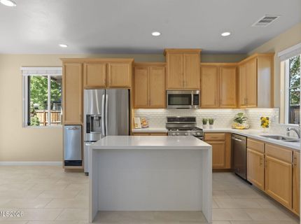 6650 Russian Thistle Drive, Sparks, NV 89436 Photo