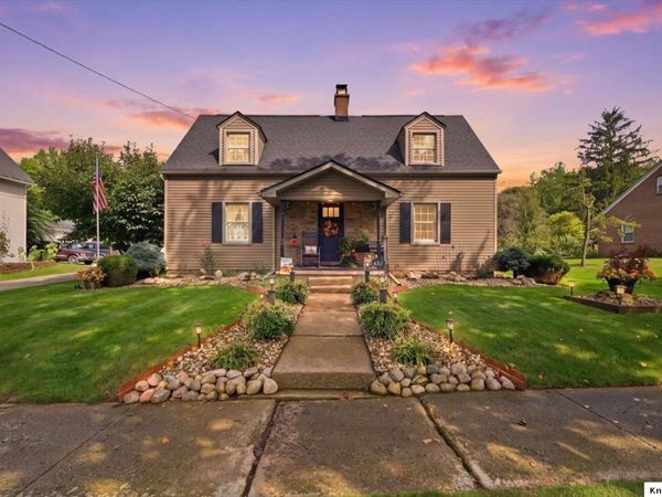 623 E Main St, Loudonville, OH 44842