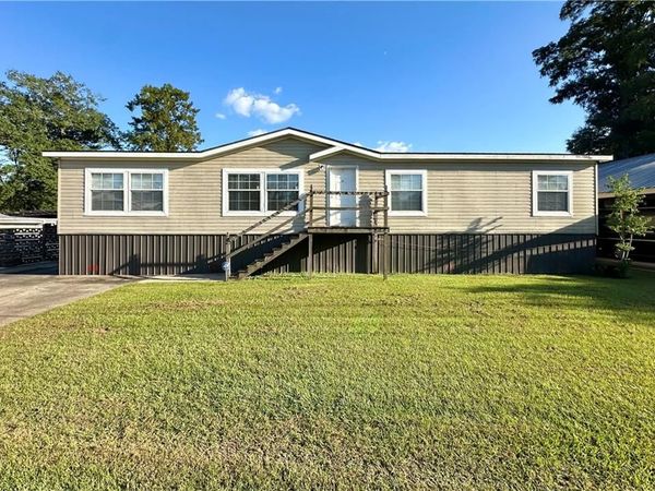 32000 TETANNE Drive , Springfield, LA 70462