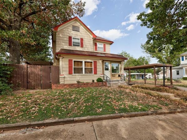 405 N Park Place, Guthrie, OK 73044