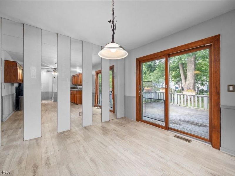 5742 Pleasant Street, North Ridgeville, OH 44039 Photo 12