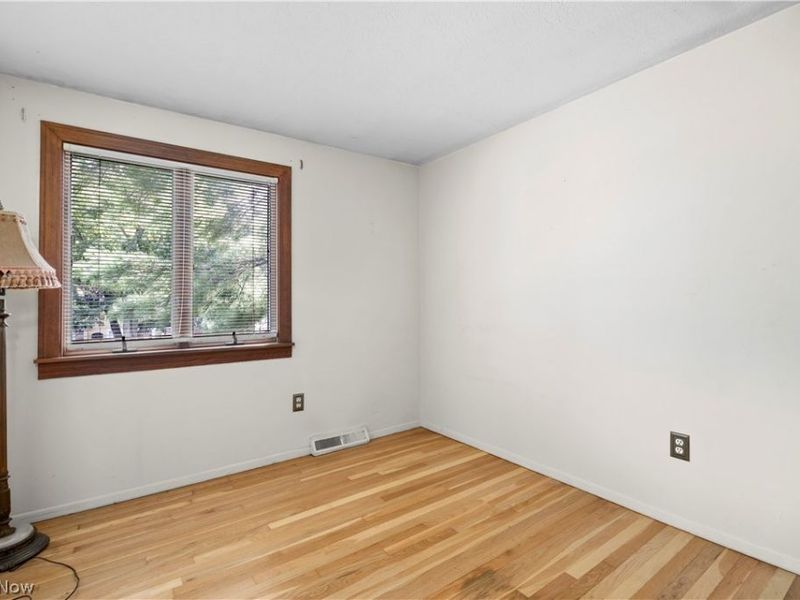 5742 Pleasant Street, North Ridgeville, OH 44039 Photo 14