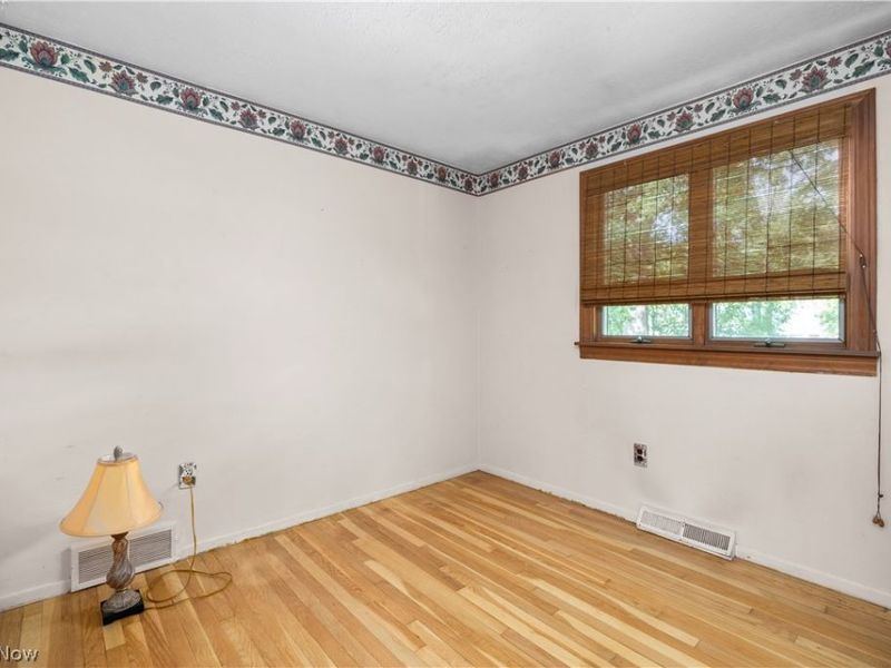 5742 Pleasant Street, North Ridgeville, OH 44039 Photo 17