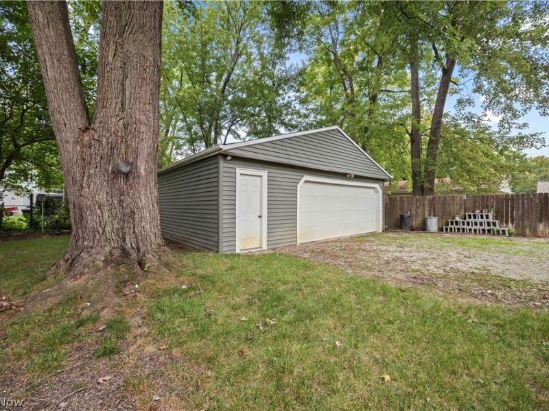 5742 Pleasant Street, North Ridgeville, OH 44039 Photo 33