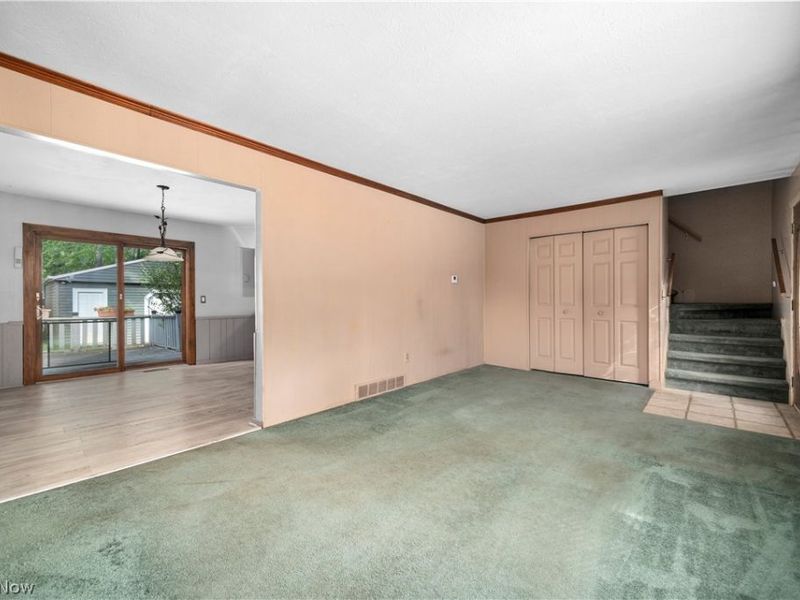 5742 Pleasant Street, North Ridgeville, OH 44039 Photo 4