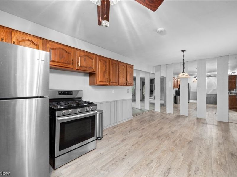 5742 Pleasant Street, North Ridgeville, OH 44039 Photo 8