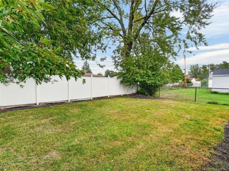 1995 Columbia Road, Westlake, OH 44145 Photo 20