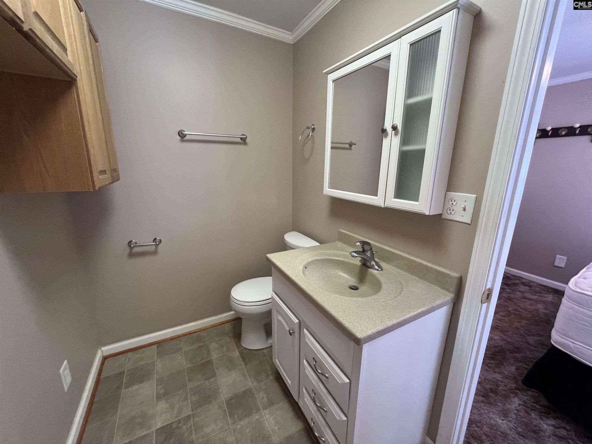 2460 Cottage Lane  Photo 14