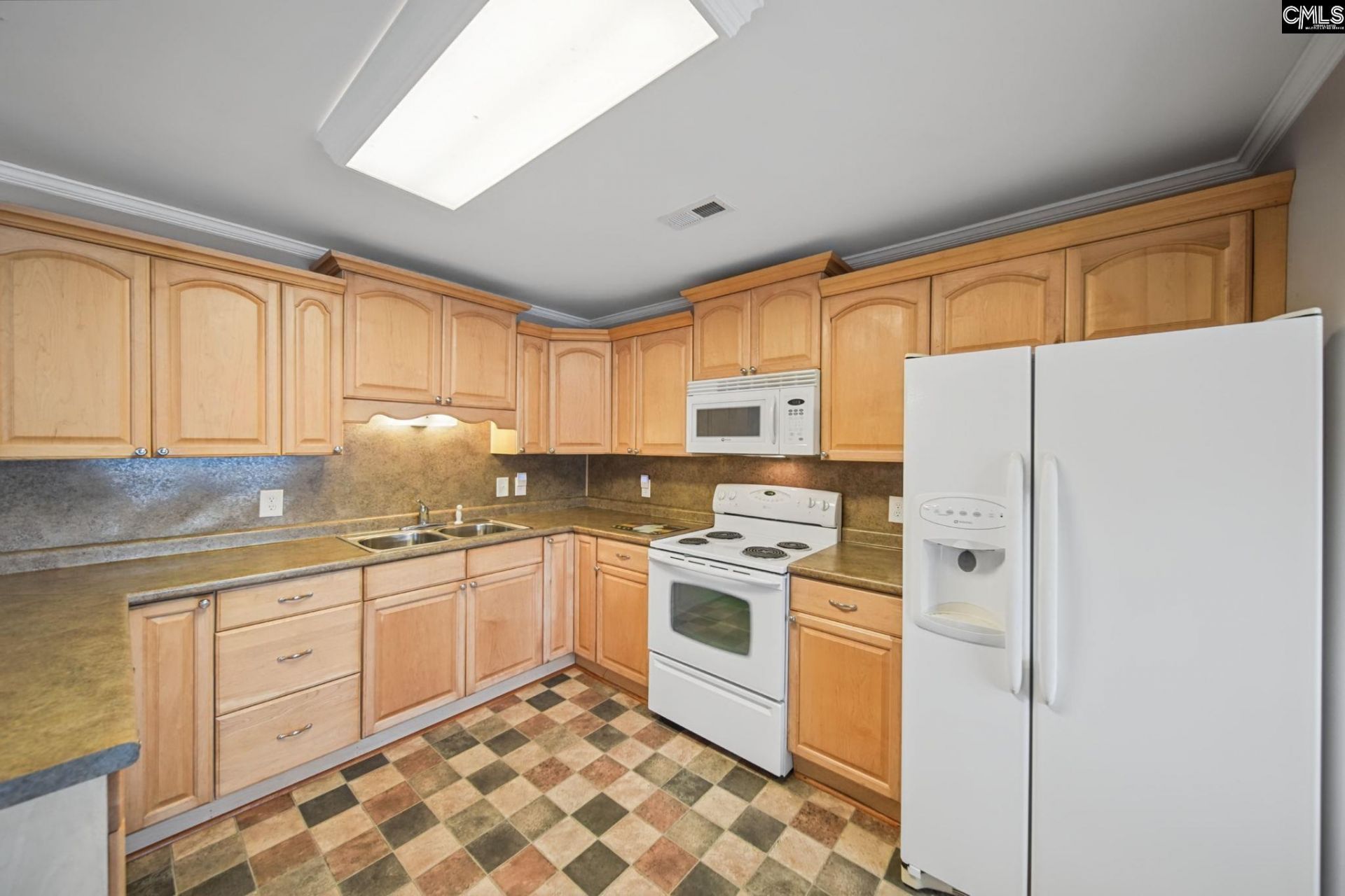 2460 Cottage Lane  Photo 24