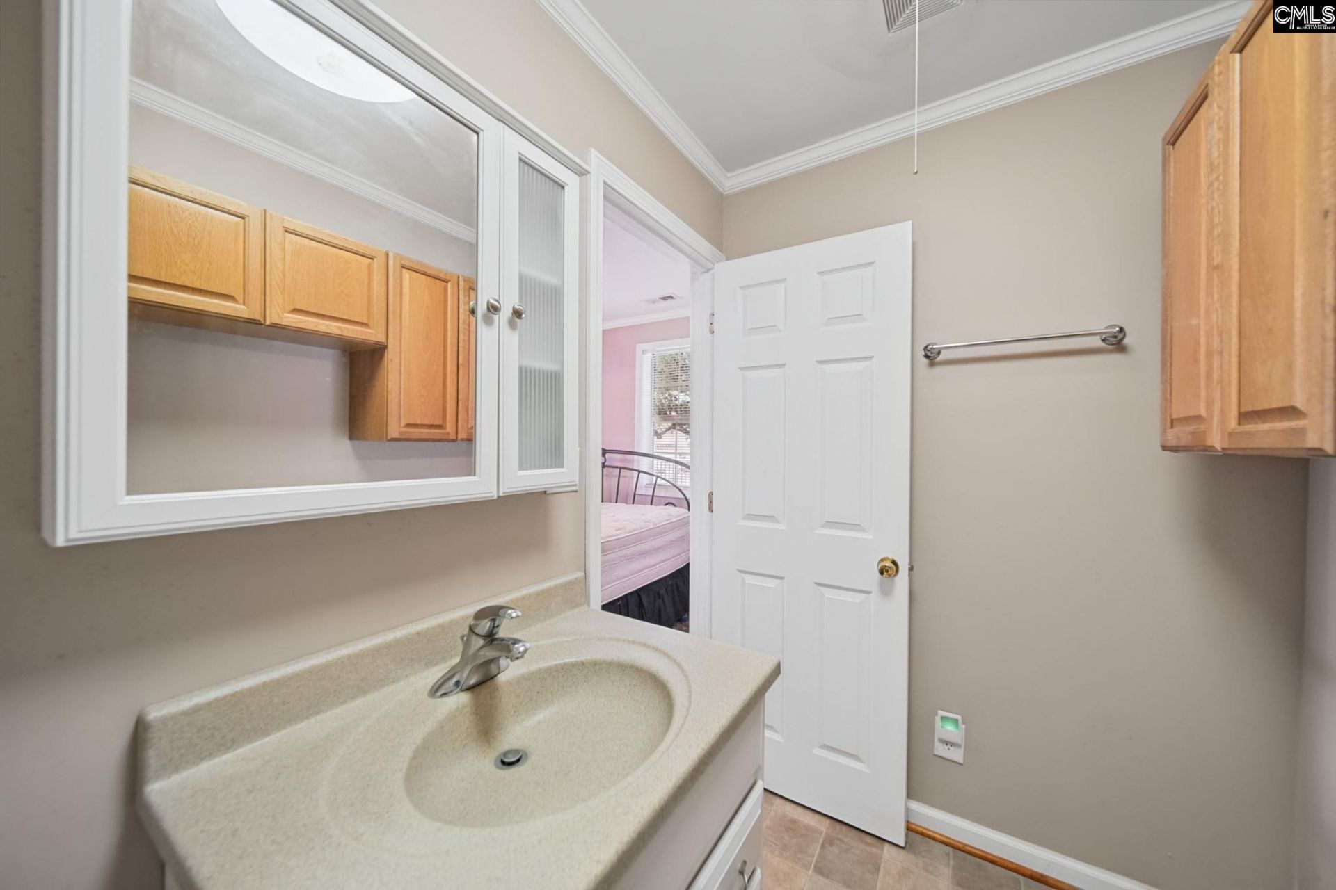 2460 Cottage Lane  Photo 35
