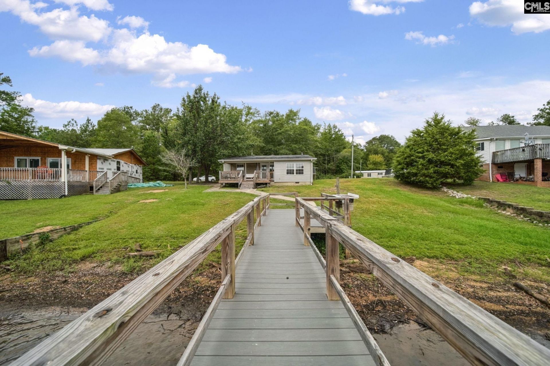 2460 Cottage Lane  Photo 5