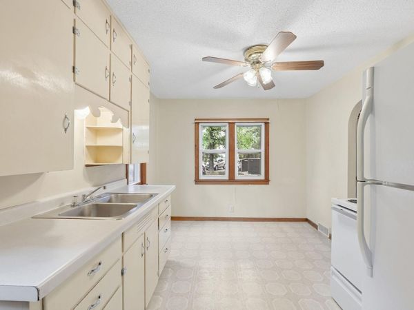 303 8th Avenue, Osceola, WI 54020