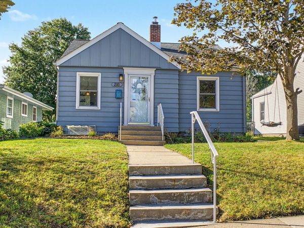 210 Curtice Street W, West Saint Paul, MN 55118