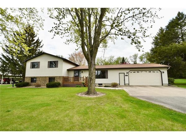 131 Walnut Street , Zumbrota, MN 55992