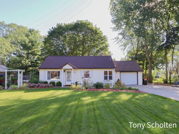 7656 Hazel Drive, Jenison, MI 49428