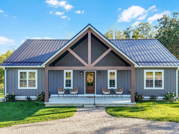 6085 Julian Road SW, Amanda, OH 43102