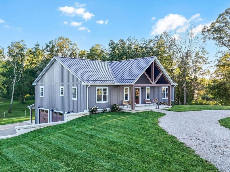 6085 Julian Road SW, Amanda, OH 43102 Photo 4
