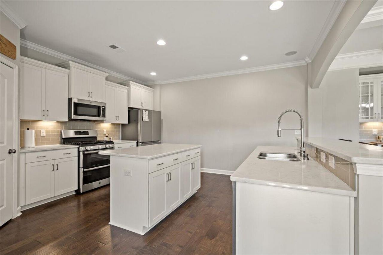 3193 Dunwick Drive Photo 32