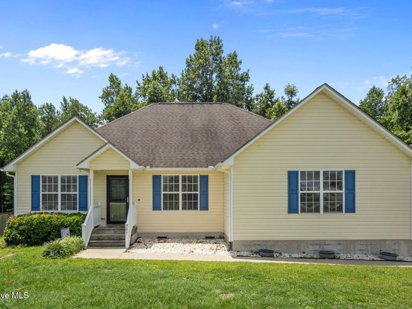 305 Appaloosa Court , Swansboro, NC 28584