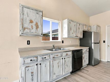 202 Rosecrest Drive, Fernley, NV 89408 Photo
