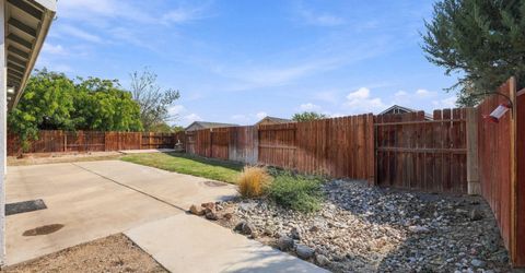 202 Rosecrest Drive, Fernley, NV 89408 Photo