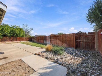 202 Rosecrest Drive, Fernley, NV 89408 Photo