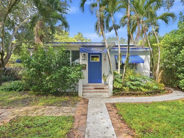 12310 NE 12th Ct , North Miami, FL 33161