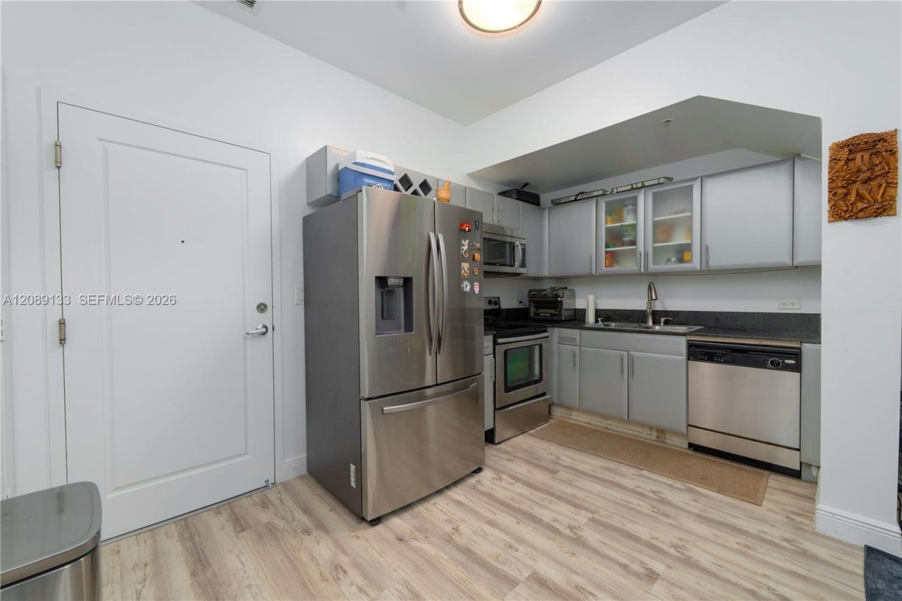 Please Call For Address, Unit A02, Miami, FL 33125 Photo