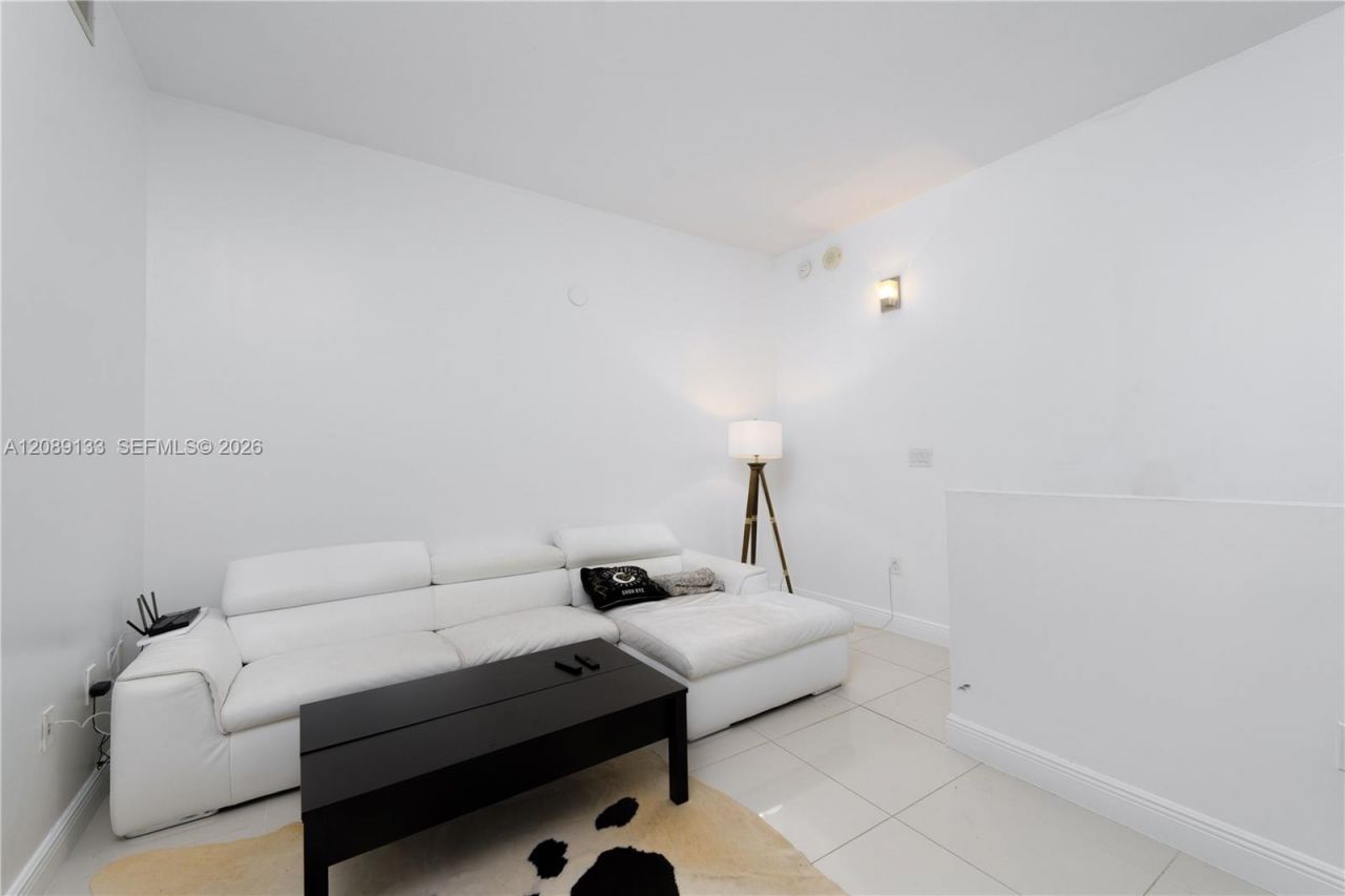 Please Call For Address, Unit A02, Miami, FL 33125 Photo