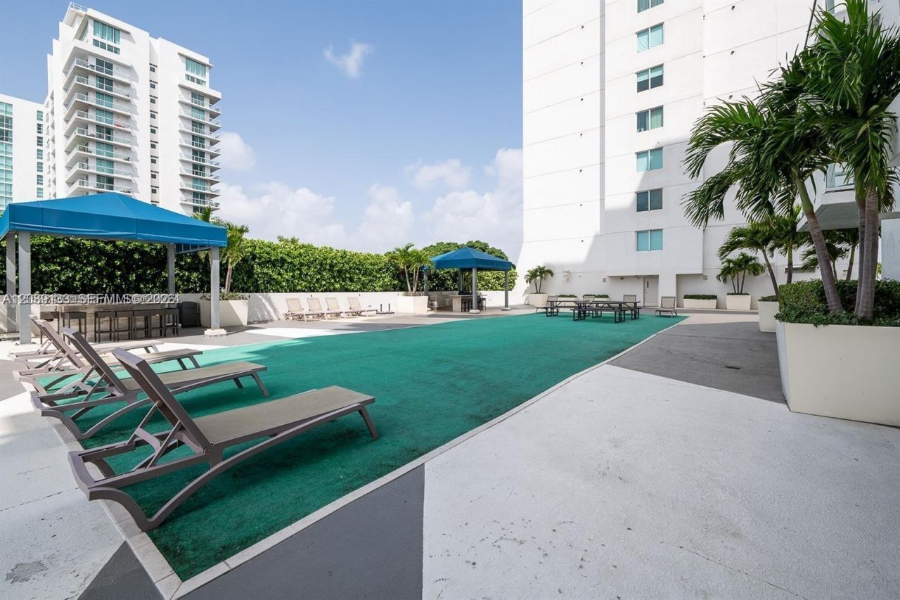 Please Call For Address, Unit A02, Miami, FL 33125 Photo