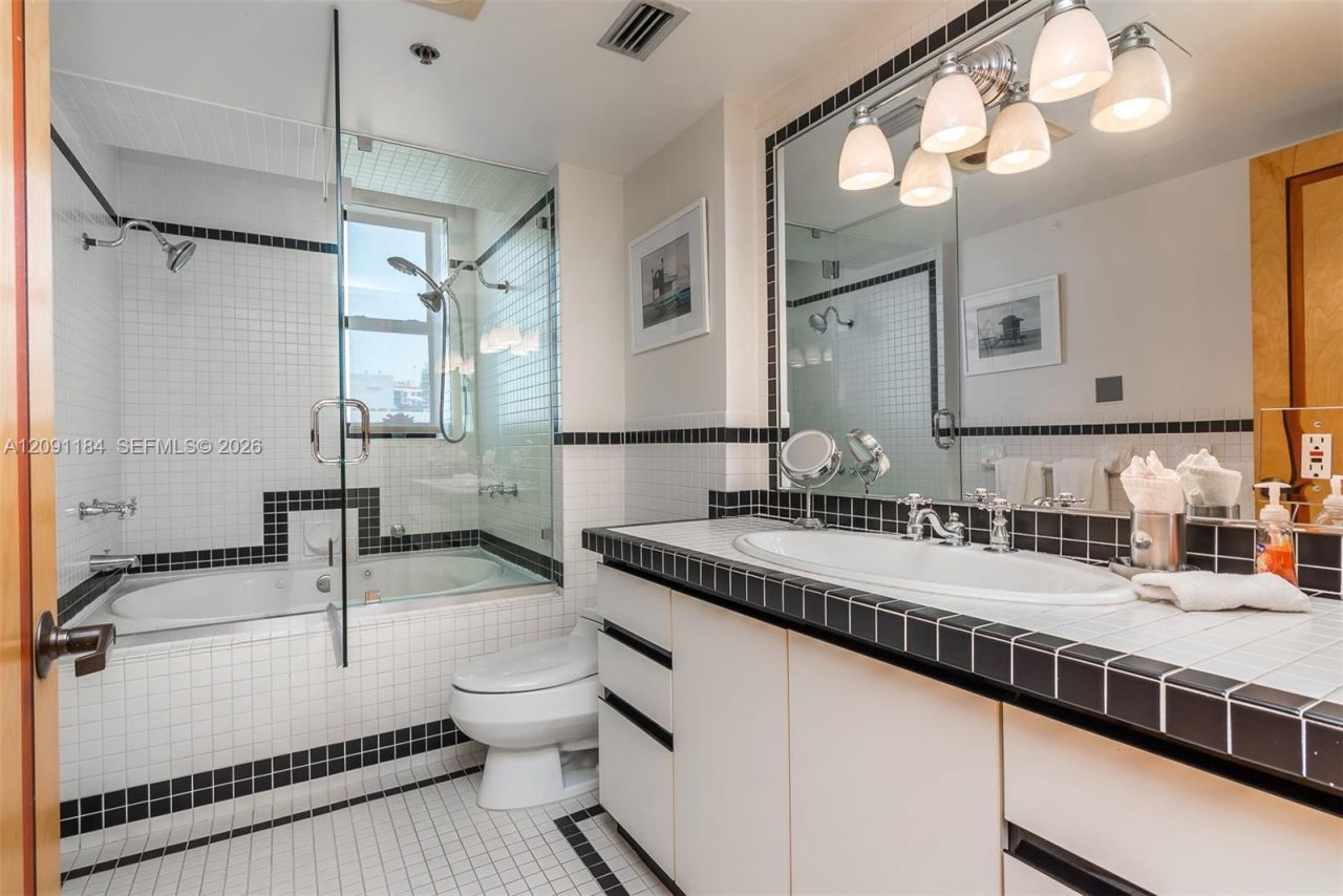 1330 Ocean Dr, Unit R5F, Miami Beach, FL 33139 Photo
