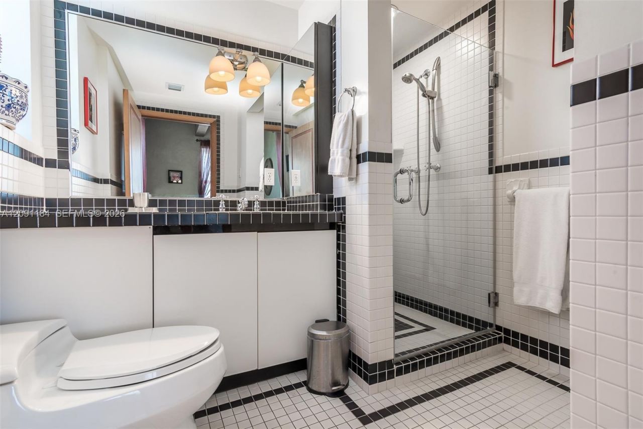 1330 Ocean Dr, Unit R5F, Miami Beach, FL 33139 Photo