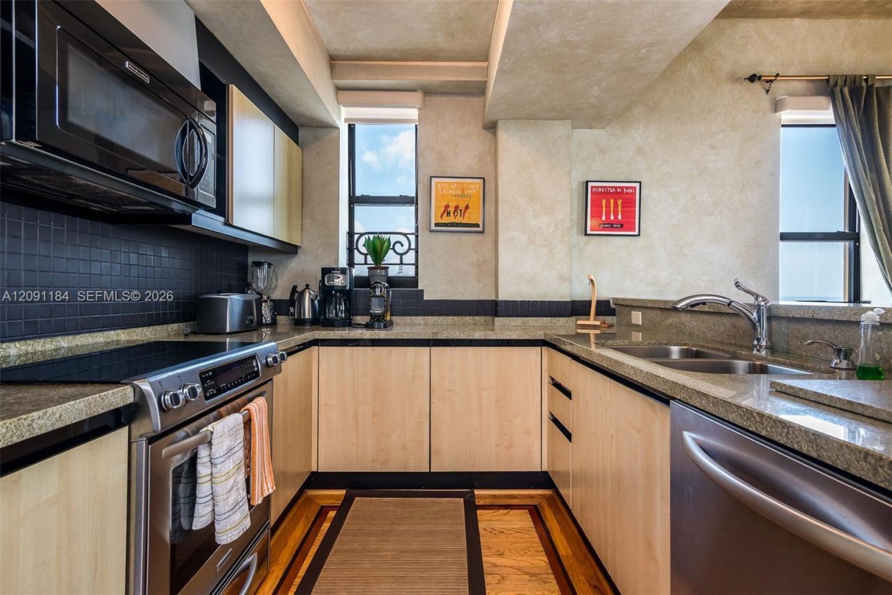 1330 Ocean Dr, Unit R5F, Miami Beach, FL 33139 Photo